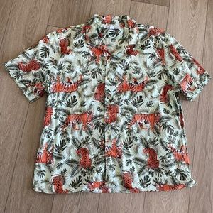 Old Navy Men’s slim fit button down shirt short sleeve size XXL stretch